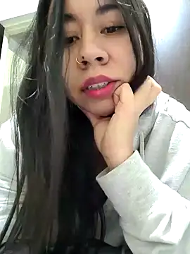 Snapshot of Yuli_Mars chatting on November 13, 2:59 am Yuli Mars online show from November 13, 2:59 am