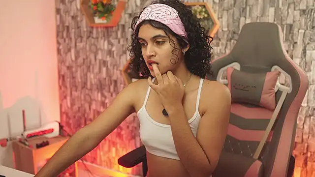 bonniie 98  online show from February 16, 7:34 pm