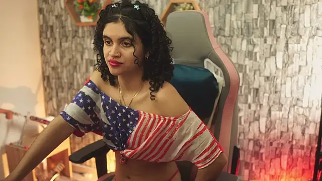 Snapshot of bonniie_98_ chatting on July 4, 7:51 pm bonniie 98 online show from July 4, 7:51 pm