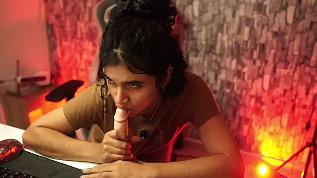 bonniie 98  online show from March 24, 3:28 am