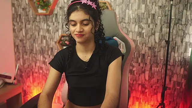 bonniie 98  online show from April 18, 5:04 pm