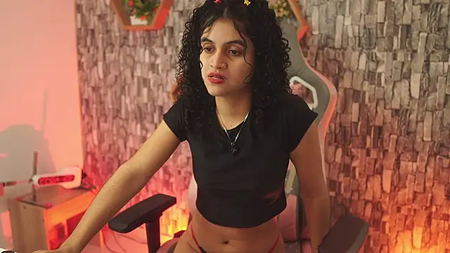 bonniie 98  online show from February 24, 7:37 pm