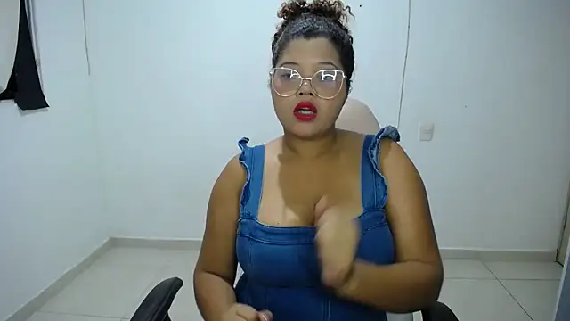 natalietits1 online show from February 14, 12:22 am