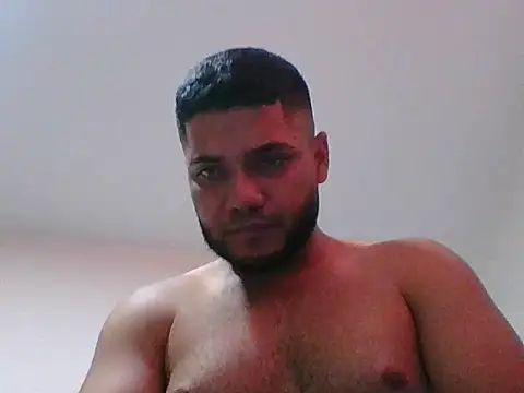 Snapshot of Alexanonimo chatting on October 26, 7:25 pm Alexanonimo online show from October 26, 7:25 pm