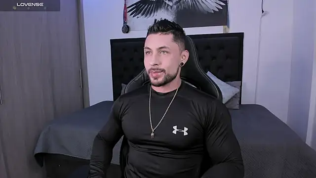 santi aesthetic online show from October 6, 2:46 am