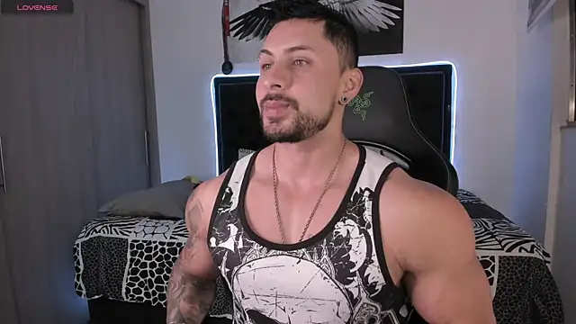 santi aesthetic online show from June 20, 1:43 am