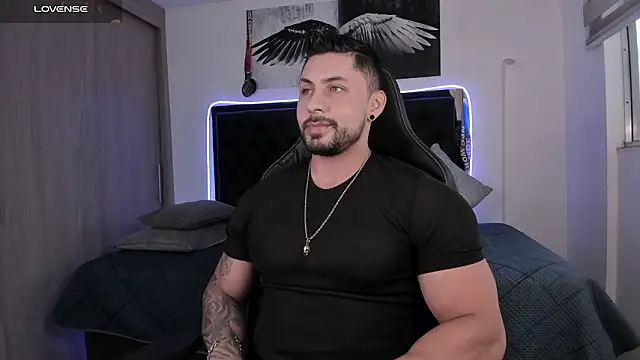 santi aesthetic online show from March 10, 10:47 pm