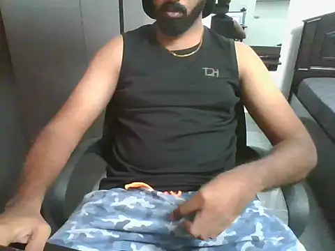 Snapshot of Periyakunji69 chatting on November 28, 5:51 am Periyakunji69 online show from November 28, 5:51 am