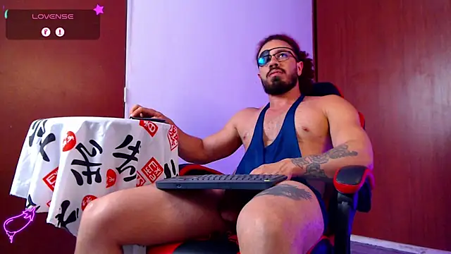 Snapshot of pirata_fitness chatting on November 13, 10:46 pm pirata fitness online show from November 13, 10:46 pm