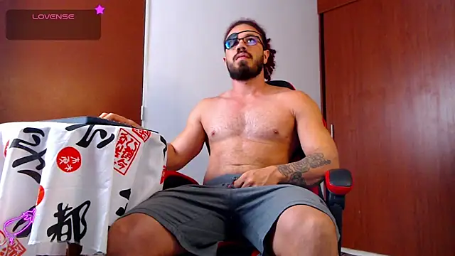 Snapshot of pirata_fitness chatting on November 16, 11:26 am pirata fitness online show from November 16, 11:26 am