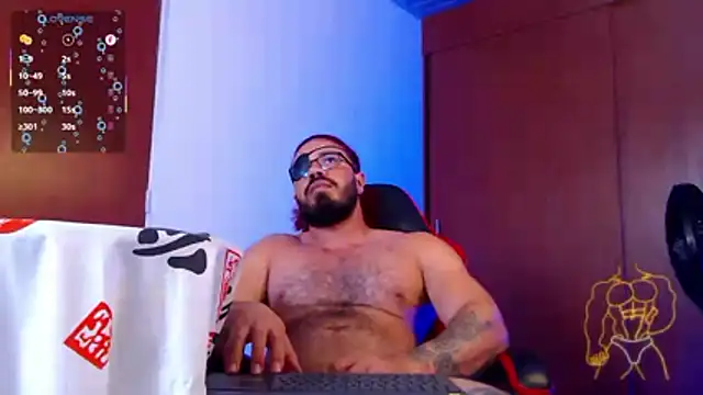Snapshot of pirata_fitness chatting on June 27, 12:22 pm pirata fitness online show from June 27, 12:22 pm