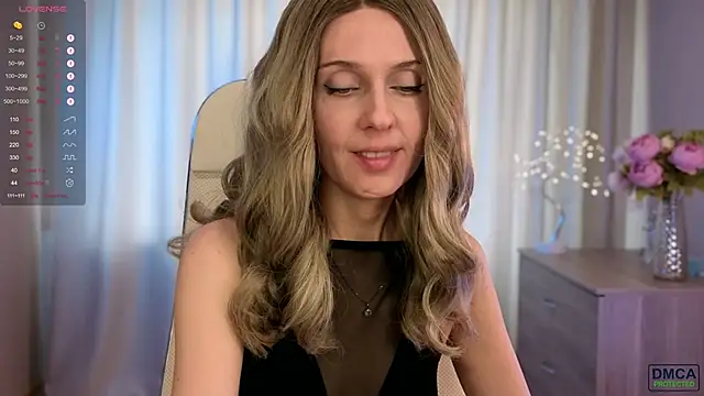 Snapshot of mis_seductive chatting on June 3, 9:32 am mis seductive online show from June 3, 9:32 am