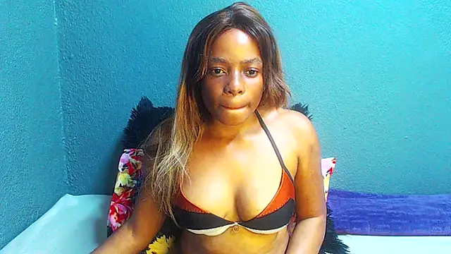 SMALLBOOBSXX online show from May 18, 11:48 am