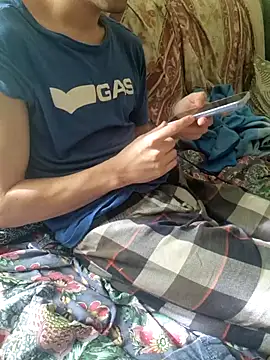 tipetto06 online show from October 3, 9:11 am