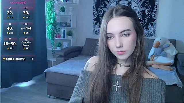 Snapshot of naugghtynikki chatting on September 19, 5:11 am naugghtynikki online show from September 19, 5:11 am