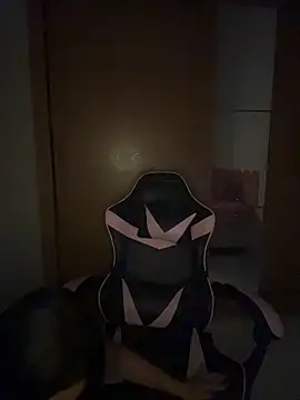 Manu 2002  online show from March 4, 2:30 am