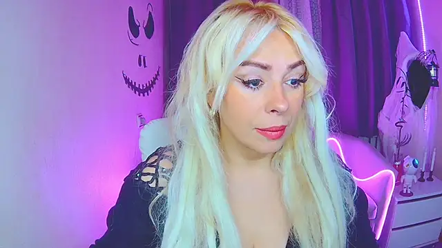 KatrinaCharm online show from November 1, 7:13 am