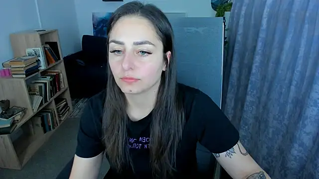 ValeriiMills online show from June 1, 9:36 pm