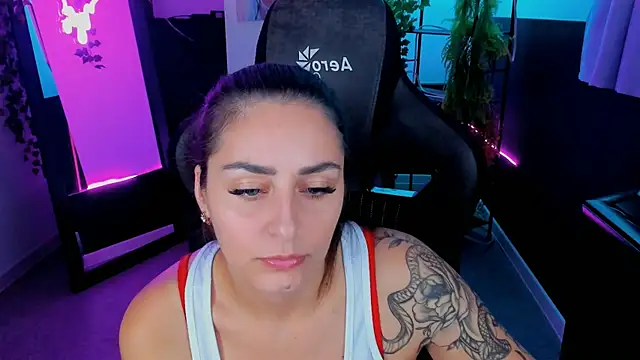 ValeriiMills online show from September 25, 2:56 pm