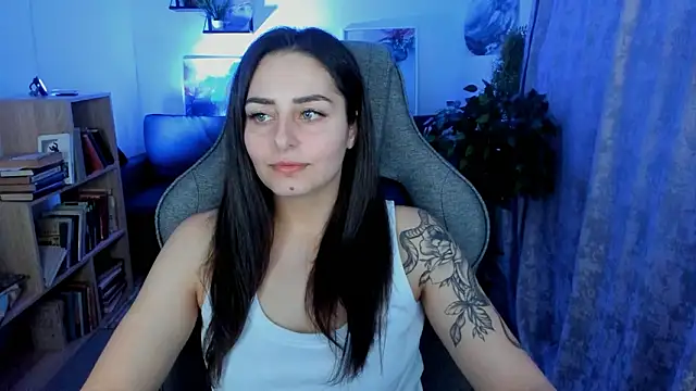 ValeriiMills online show from February 21, 2:52 pm