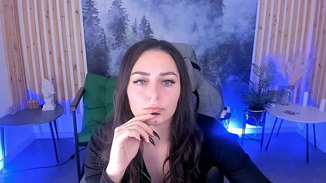 Snapshot of ValeriiMills chatting on December 2, 1:57 pm ValeriiMills online show from December 2, 1:57 pm