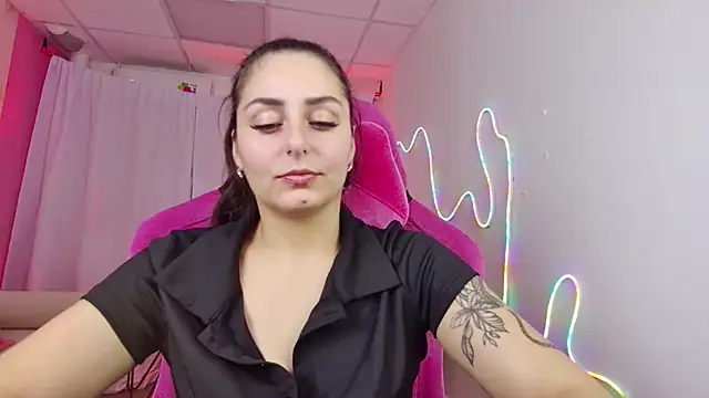 Snapshot of ValeriiMills chatting on November 25, 3:45 pm ValeriiMills online show from November 25, 3:45 pm