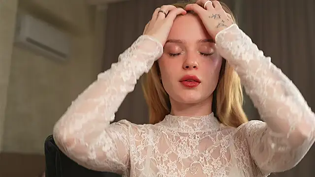 Cyberheart  online show from September 20, 5:29 pm