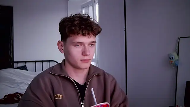 DanyDavis online show from September 18, 2:31 pm