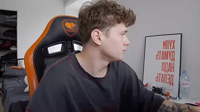 DanyDavis online show from October 15, 10:56 am