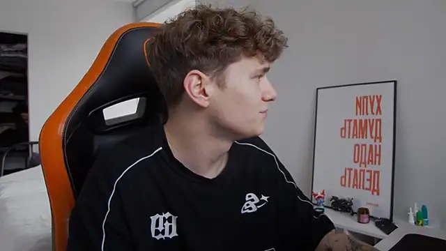 DanyDavis online show from October 19, 9:34 am