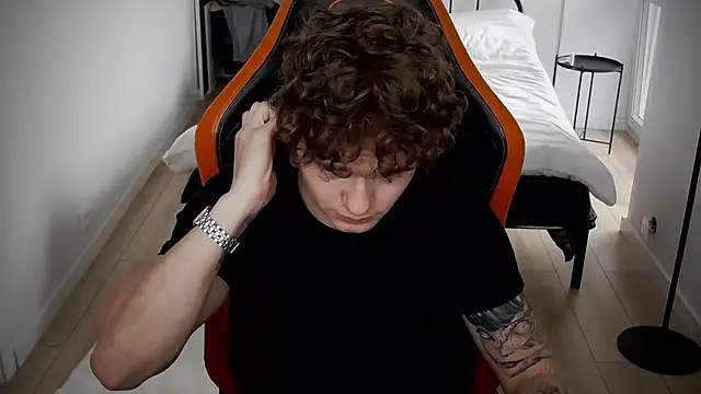 DanyDavis online show from September 11, 9:53 am