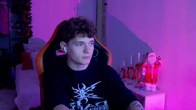 DanyDavis online show from December 2, 10:11 pm