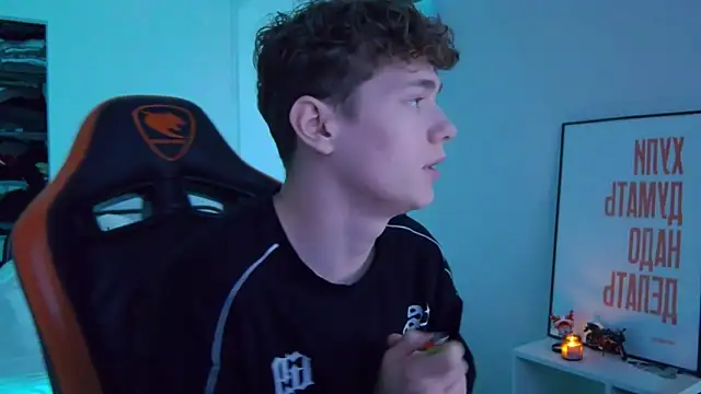 DanyDavis online show from October 17, 1:13 pm