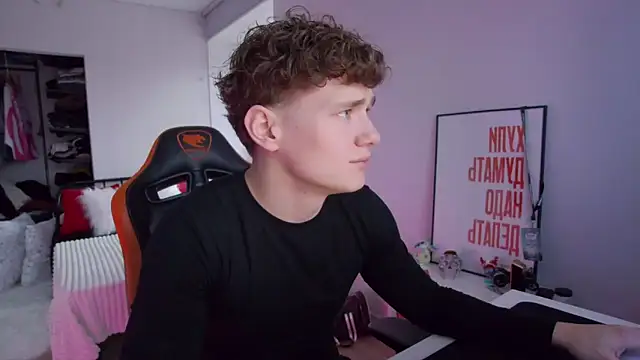 DanyDavis online show from November 15, 10:41 am