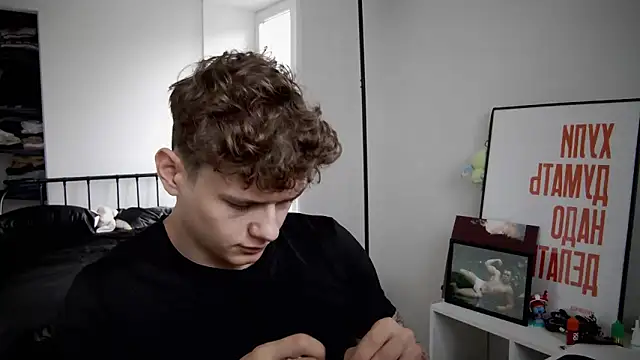 DanyDavis online show from September 24, 8:21 am