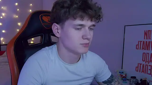 DanyDavis online show from November 28, 5:02 pm