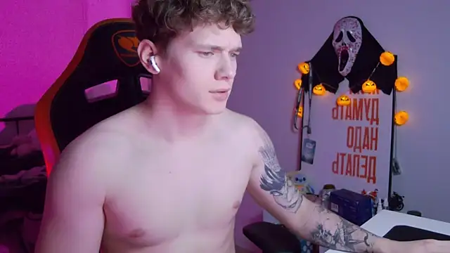 DanyDavis online show from November 2, 9:31 pm