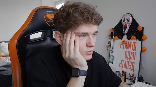 DanyDavis online show from November 4, 10:08 am