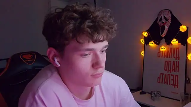 DanyDavis online show from October 28, 10:09 pm