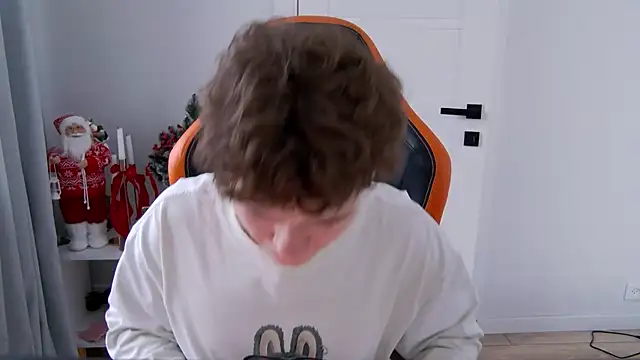 DanyDavis online show from January 8, 10:54 am