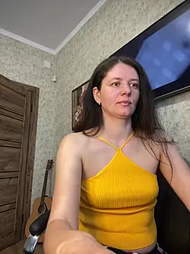 MariannaSida online show from April 8, 6:15 am