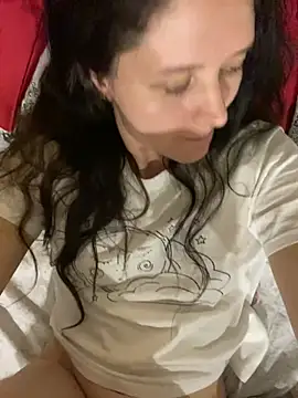 Snapshot of MariannaSida chatting on February 9, 8:51 pm MariannaSida online show from February 9, 8:51 pm