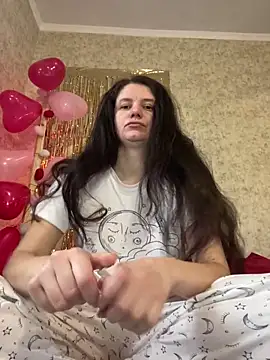 Snapshot of MariannaSida chatting on February 12, 8:25 am MariannaSida online show from February 12, 8:25 am