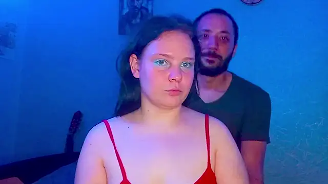 SweetPiggyx online show from July 13, 6:29 pm