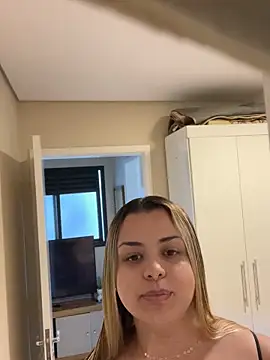 Snapshot of Patyyyy chatting on March 19, 5:57 pm Patyyyy online show from March 19, 5:57 pm