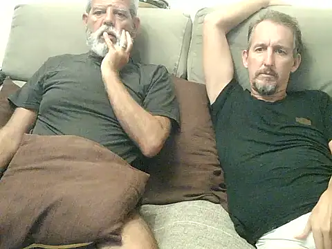 CasalcwBR online show from April 8, 10:33 pm