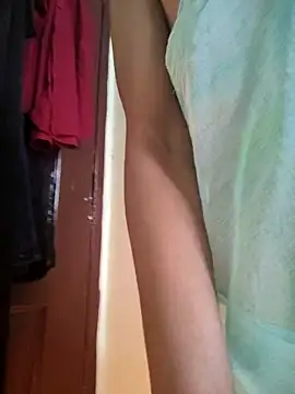 Desi Bhabi 01 online show from February 9, 5:05 am