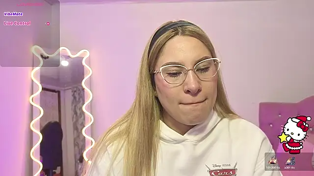 saaya tay online show from December 19, 3:32 am