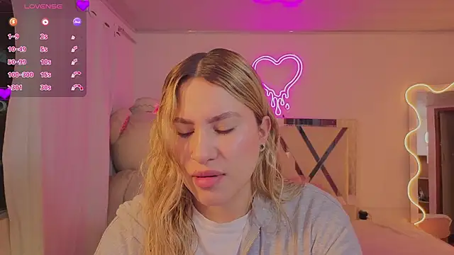 saaya tay online show from February 6, 3:13 am