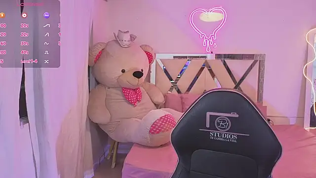 saaya tay online show from February 21, 3:19 am